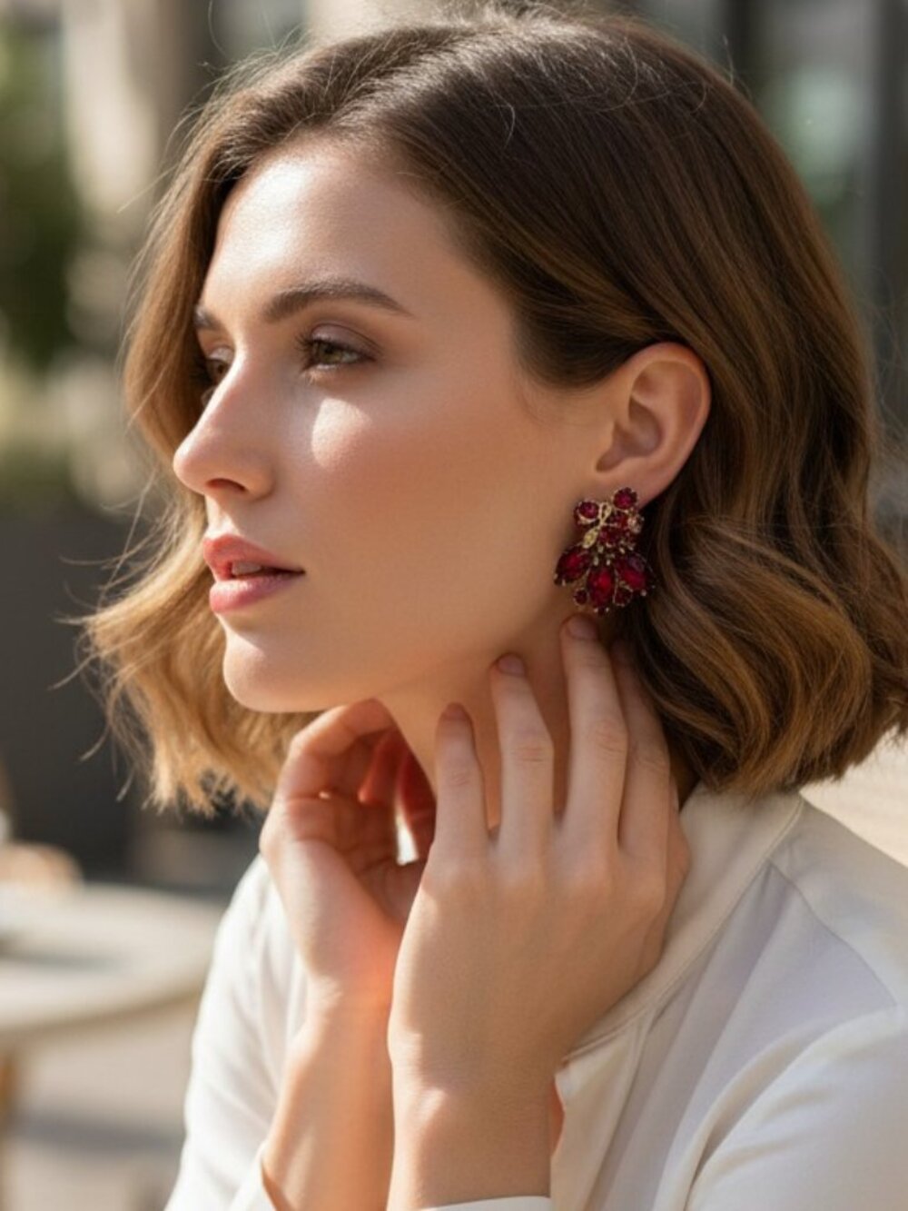 Vintage Red Rhinestone Brooch Pin & Clip On Earrings Set Gold Tone